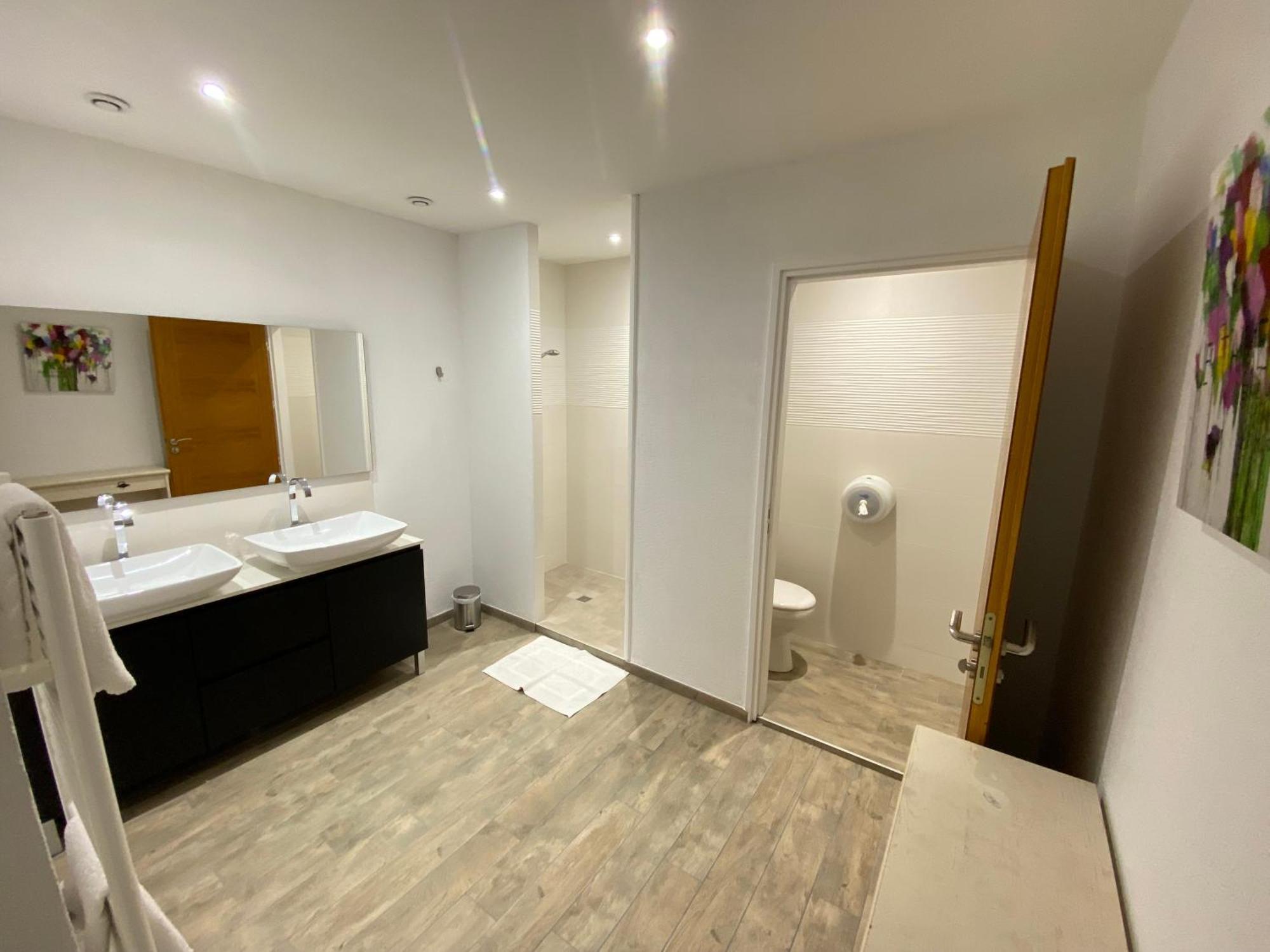 Logis Hotel L'Oliveraie Cognac Ngoại thất bức ảnh